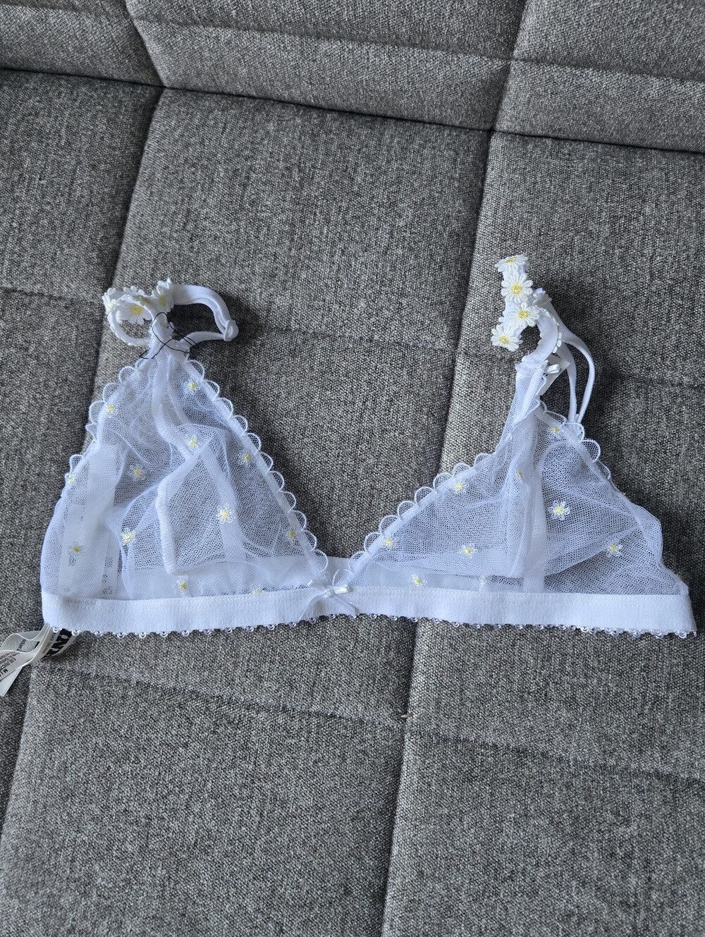 Victoria's Secret PINK | Wink Triangle Bralette Size M In White